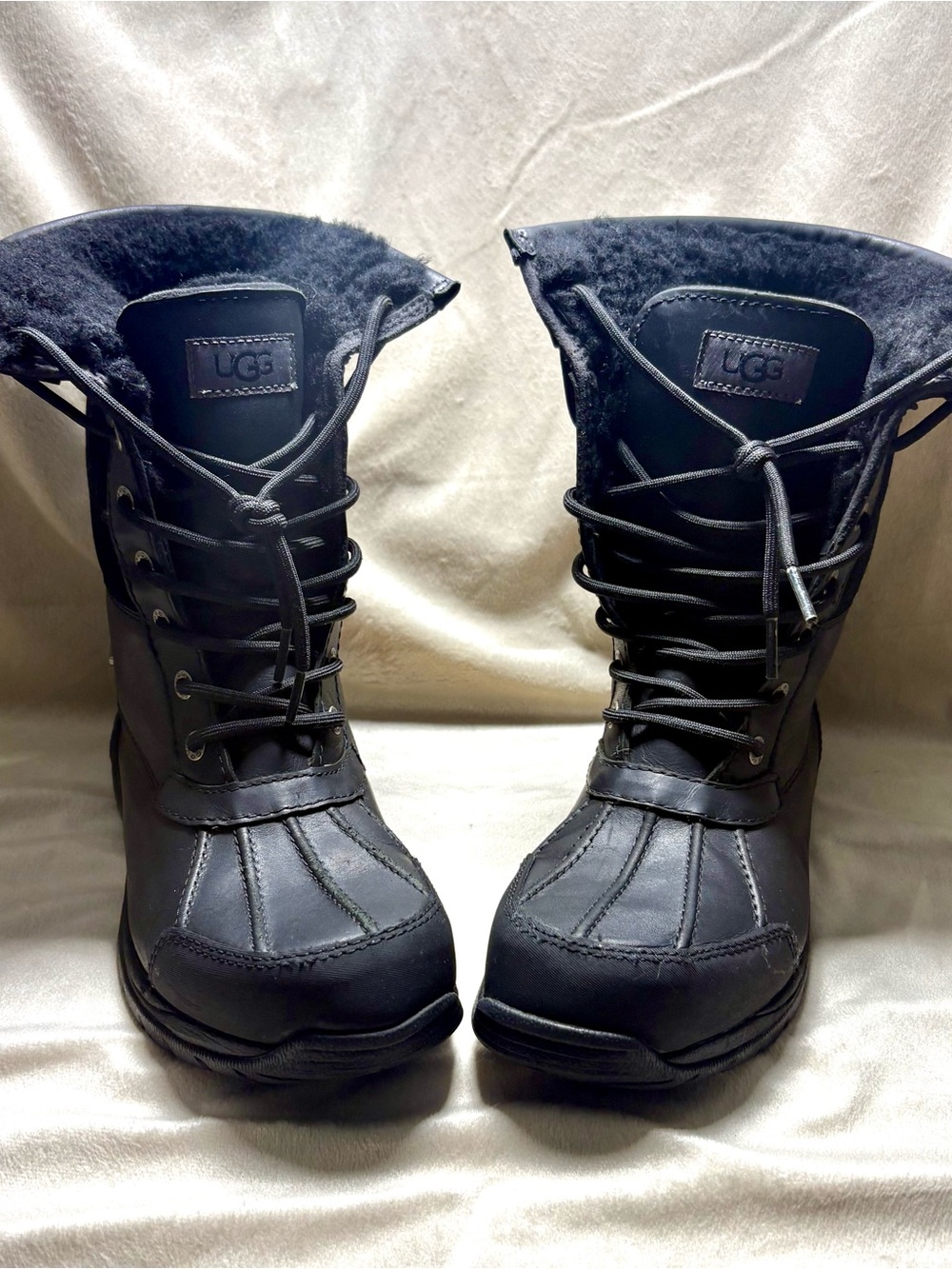 UGG Adirondack Waterproof Vibram Black Winter Snow Boots Women’s 8.5